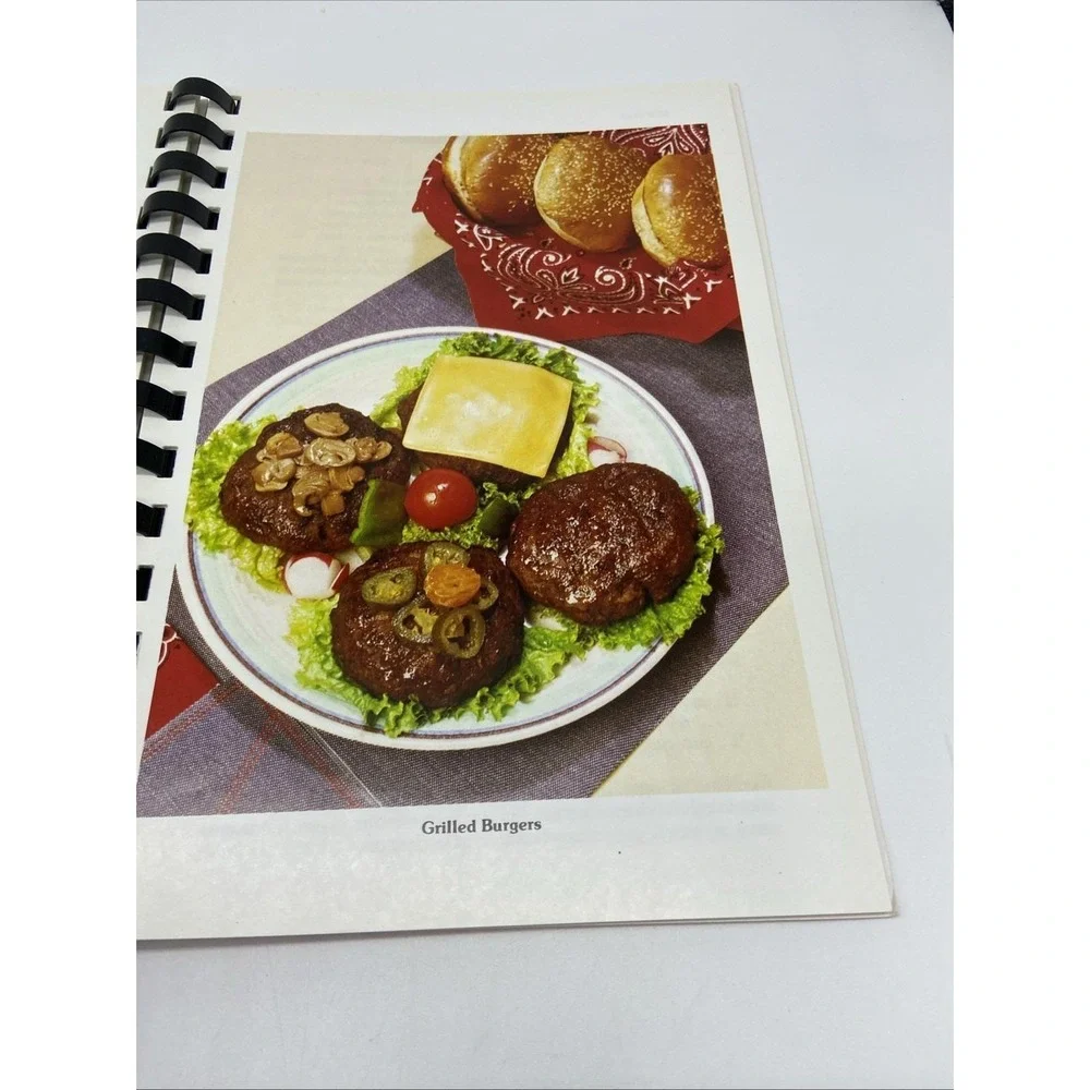 Cook'n Ca'jun Water Smoker Cookbook‎ Recipes for Grill 1984 Sondra Hester Spiral
